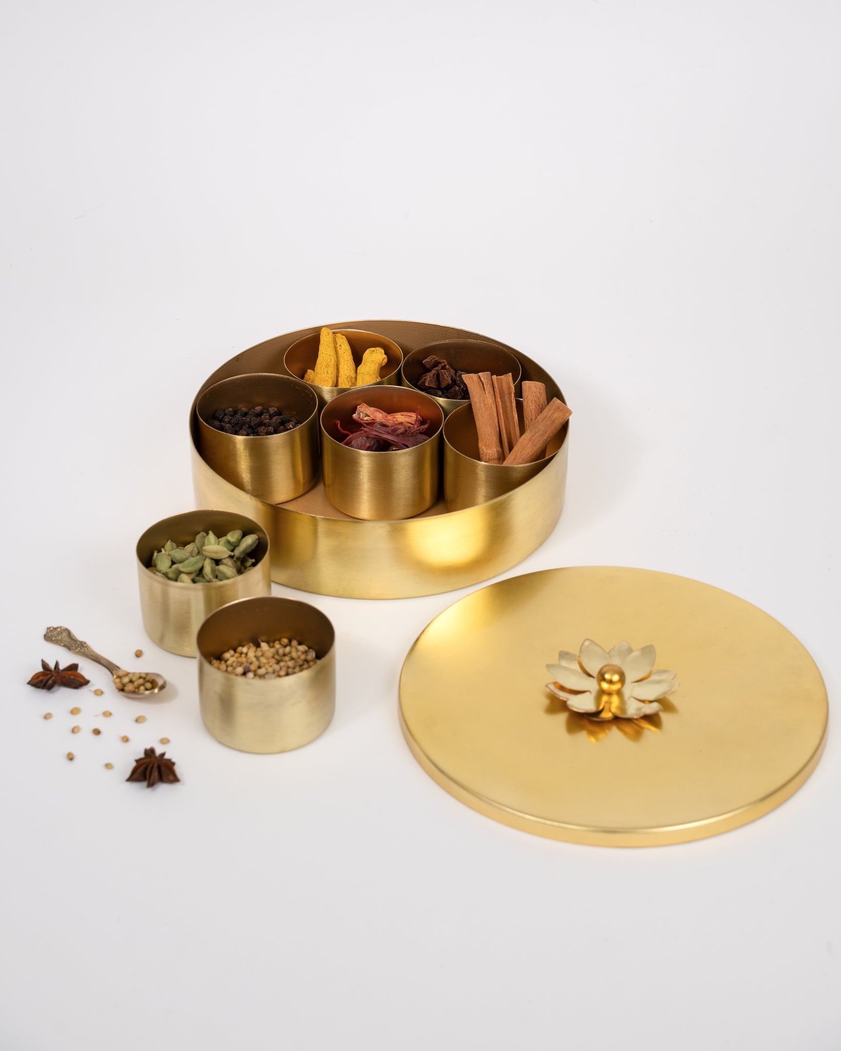 Masala dabba for discount kitchen