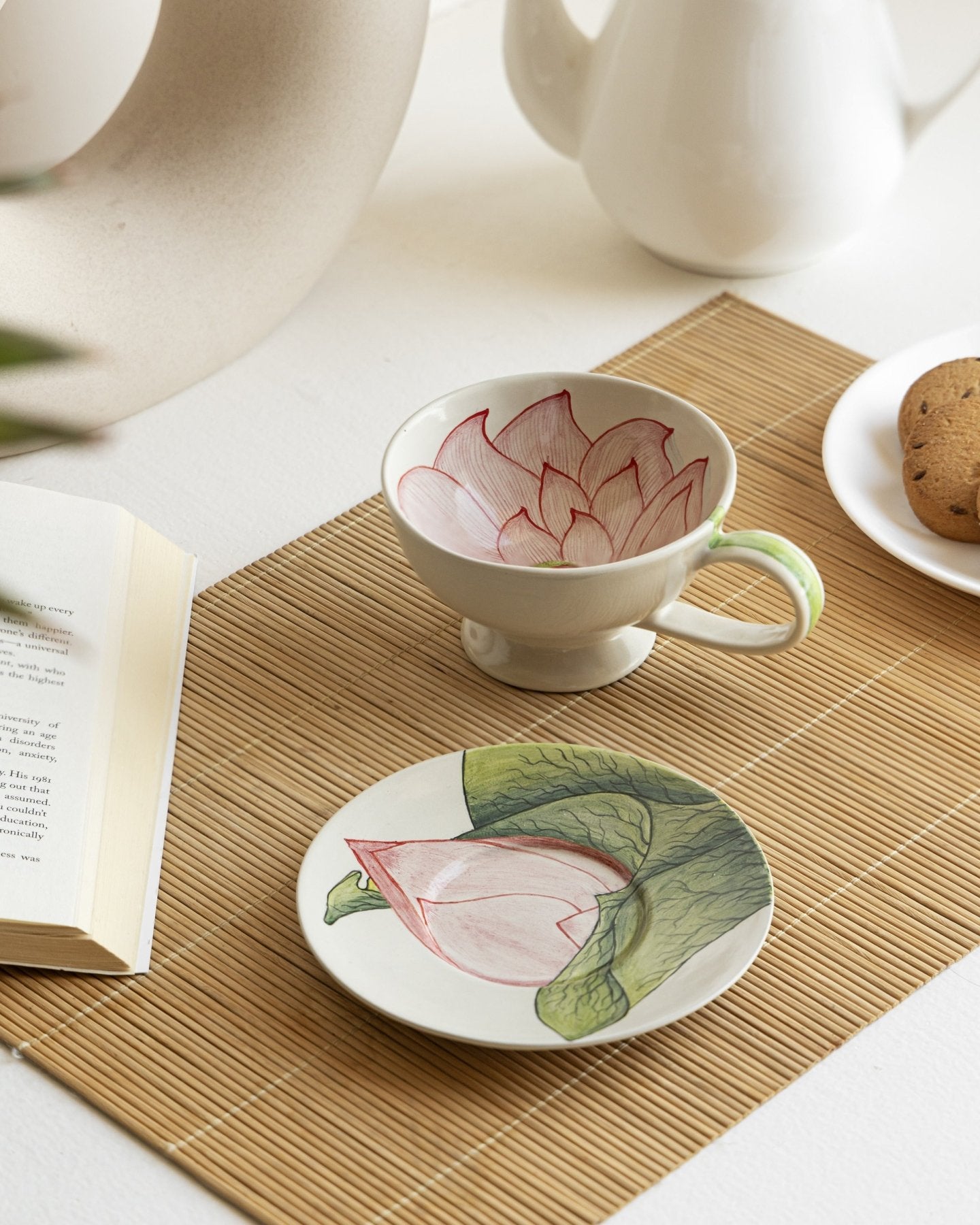 Tea Cup and Saucer Large Lotus - Marble Lotus - Tea Cup and Saucer Large Lotus Design